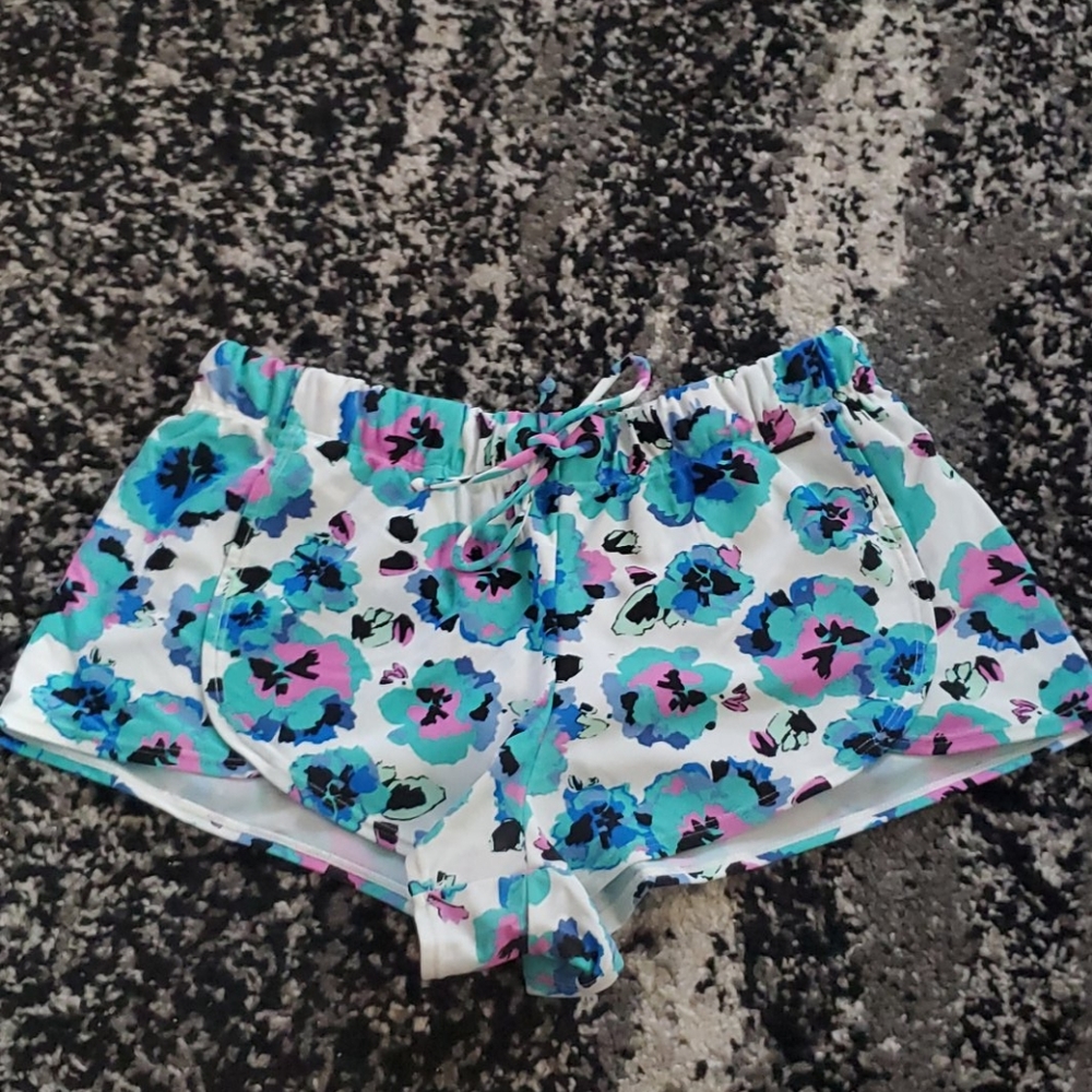 Volcom flower shorts